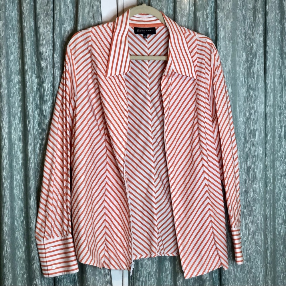 *Bundle 4/$20*  Jones New York Striped Buttoned-down Top Plus Size XL